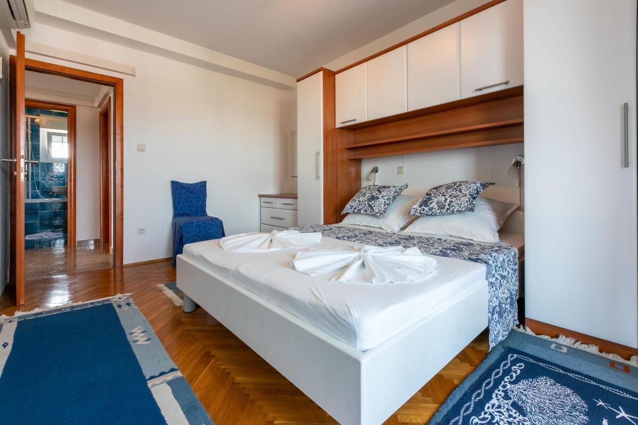 Apartments Vila Antula Banjol Exteriér fotografie