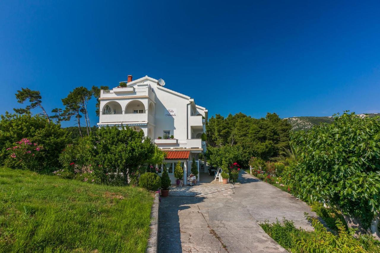 Apartments Vila Antula Banjol Exteriér fotografie