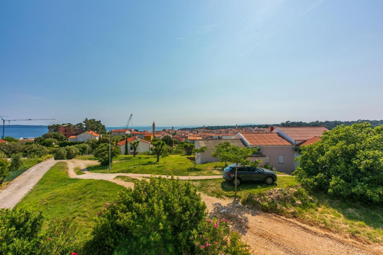 Apartments Vila Antula Banjol Exteriér fotografie